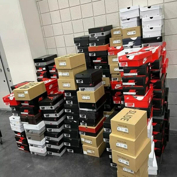 Nike sneakers pallets