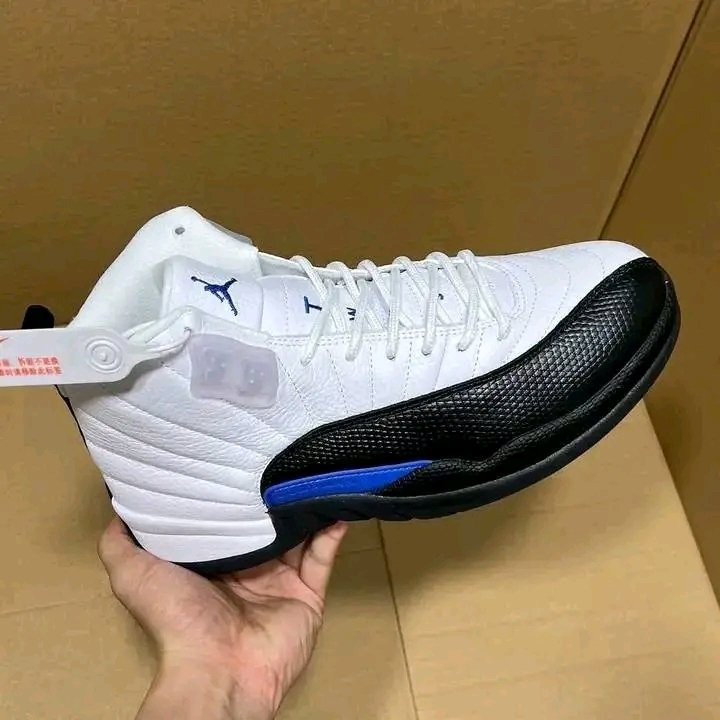 Air Jordan and Nike shoes pallets - Image 3