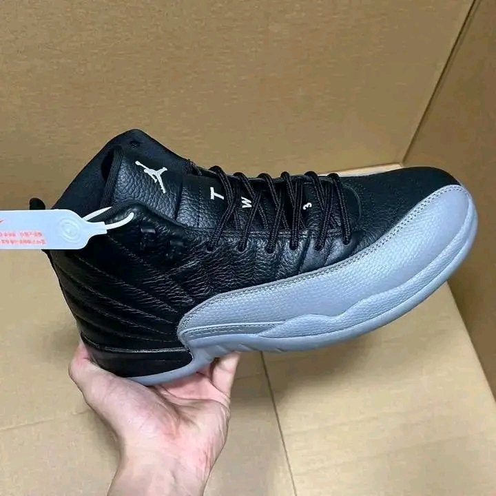 Air Jordan and Nike shoes pallets - Image 2