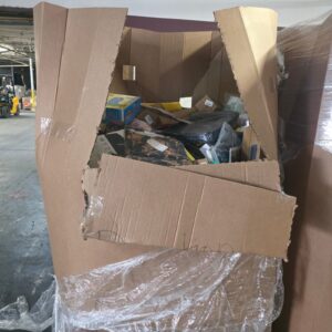 Raw 6ft Amazon HPC Pallet: Untested High-Piece-Count Amazon Returns Load