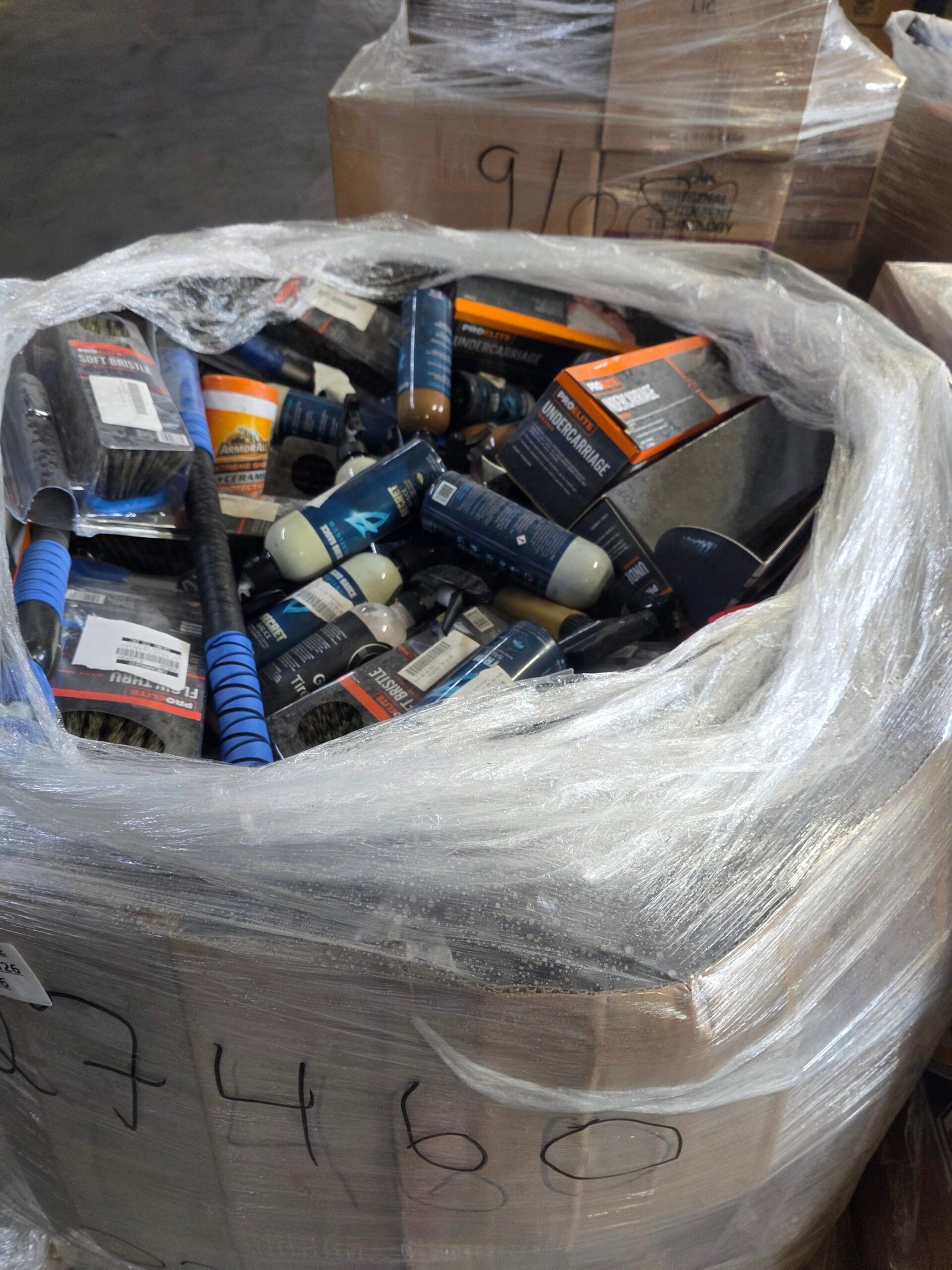 Automotive Fluids Liquidation Pallet: Sealed Motor Oil, ATF, Coolant & Brake Fluid Overstock