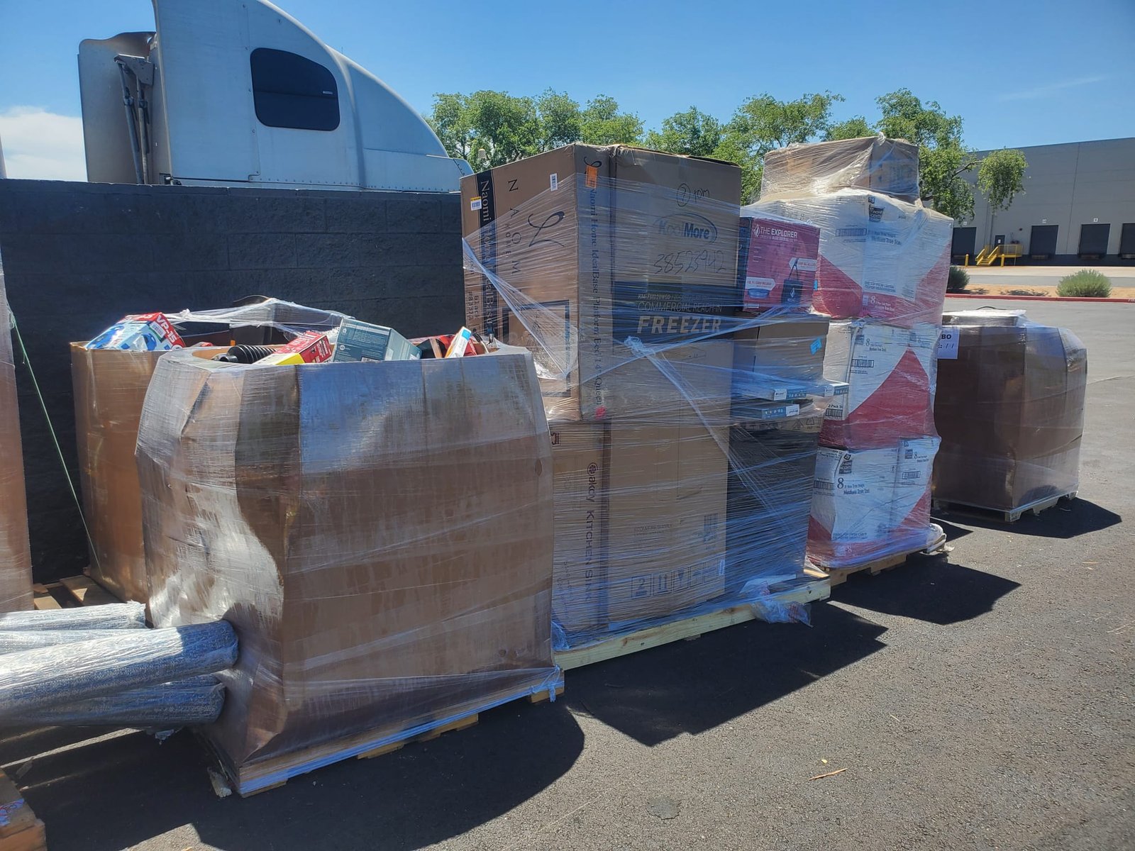 Home Depot Home & Kitchen Truckload: 22-Pallet Liquidation Load
