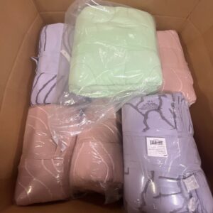 Wholesale Comforter Pallets
