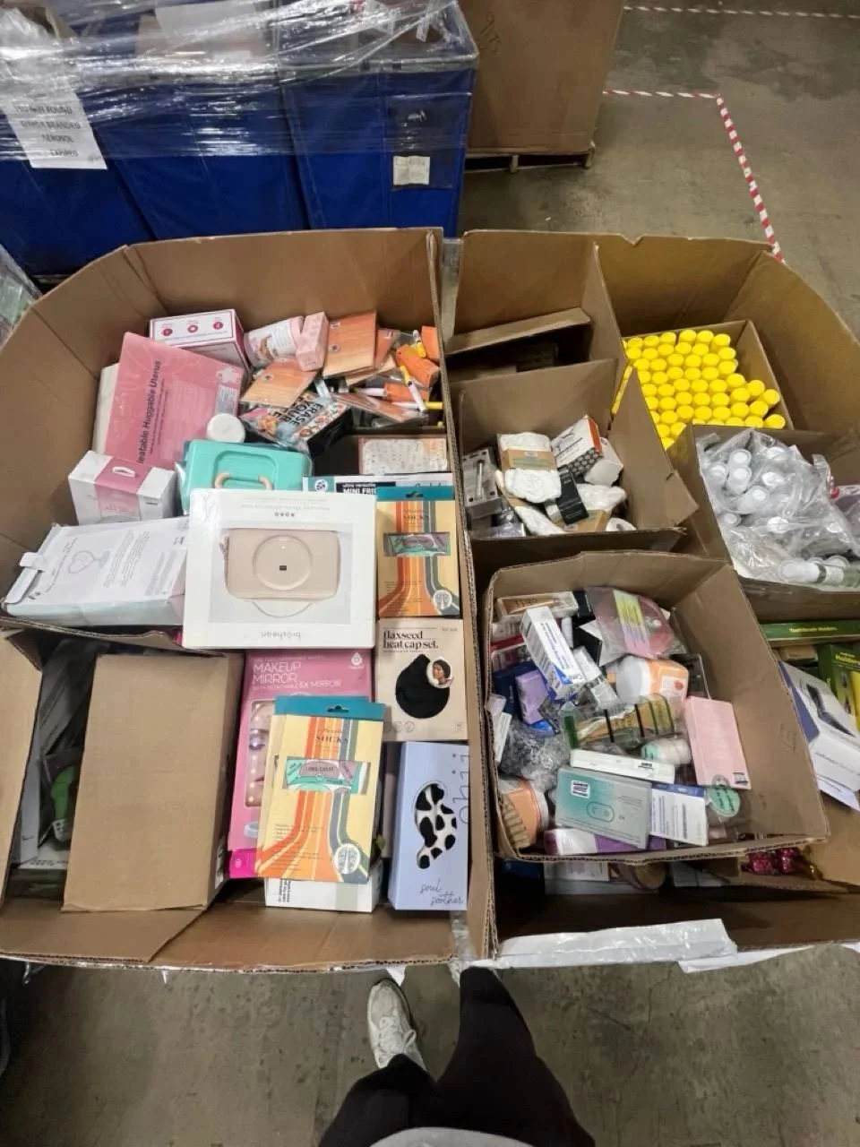 Cosmetics Pallets Liquidation