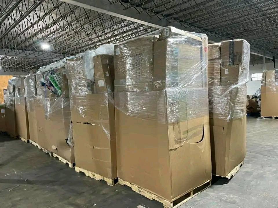 Amazon Pallet: Save Big on 10-Foot Towers
