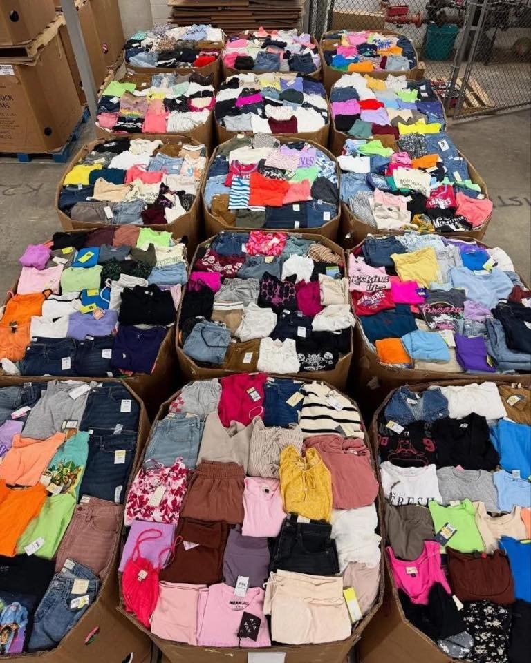 Spring Summer Clothing Pallets