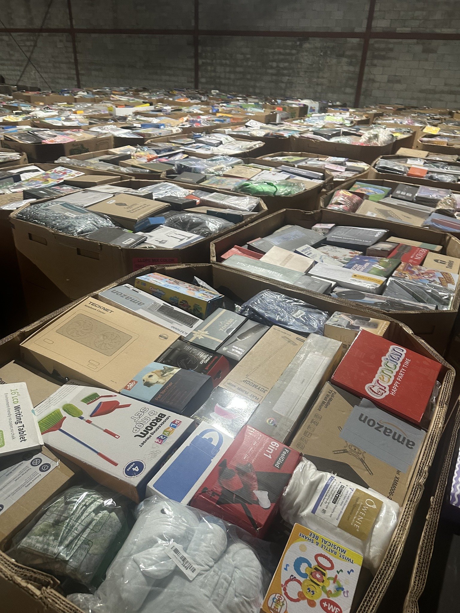 Amazon Processed LPN Truckload: 26-Pallet Health & Wellness Load