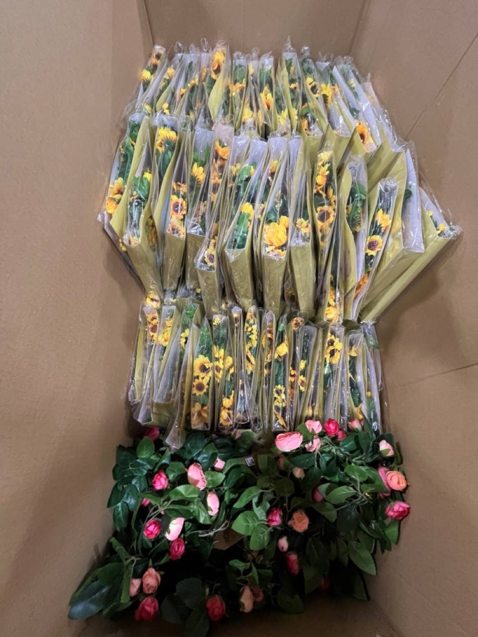 Wholesale Sunflower Garlands: Today Pallet
