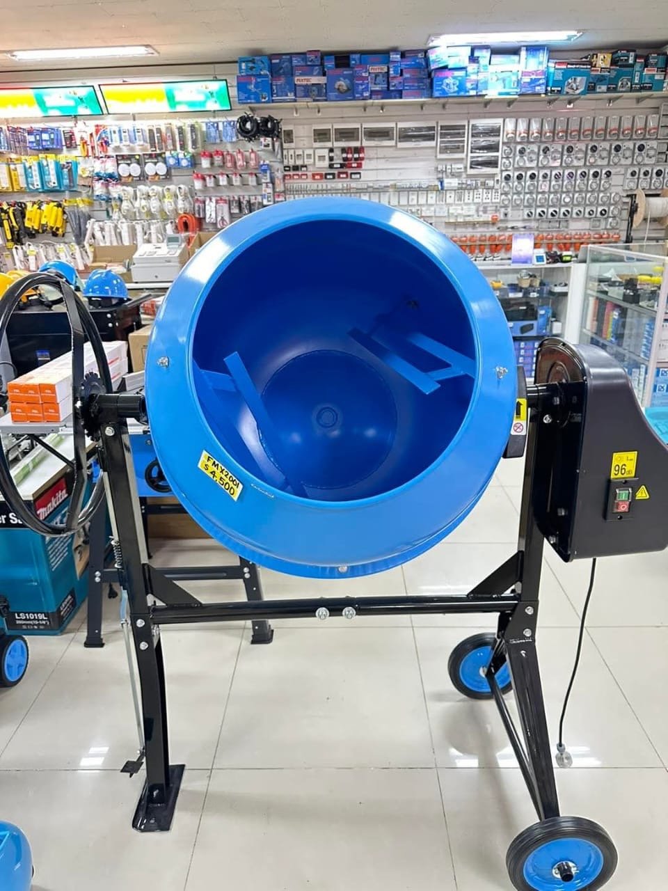 Affordable Electric Concrete Mixers Pallet