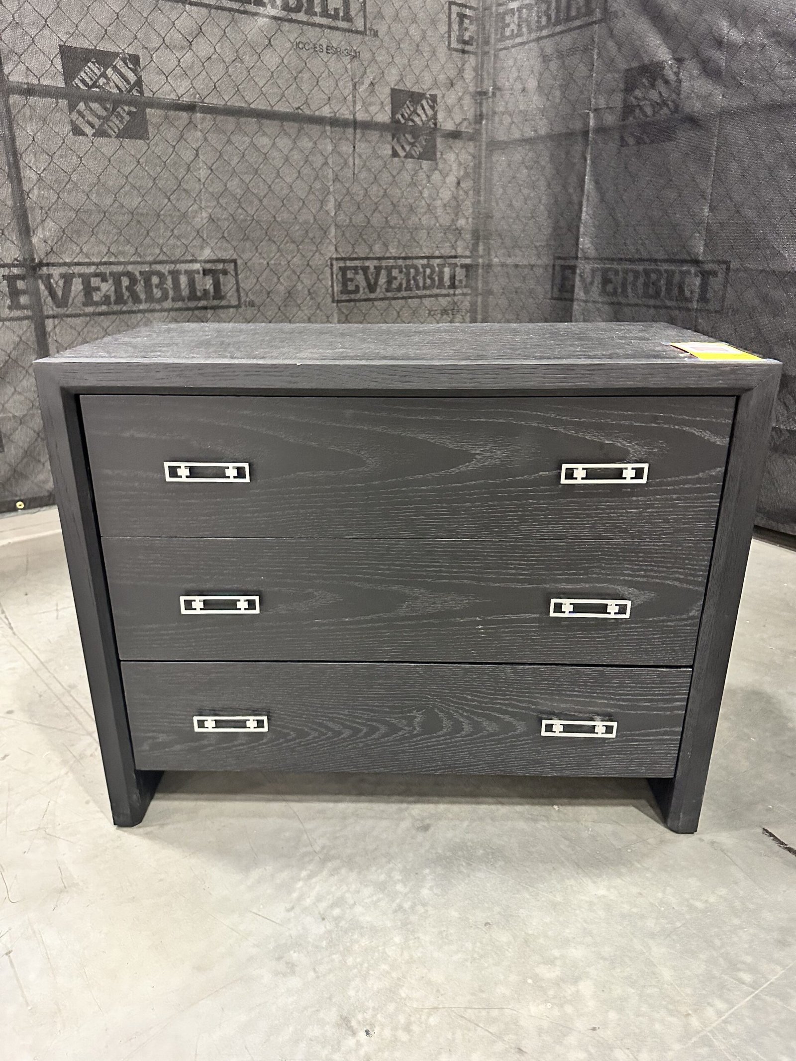 Mitchell Gold Dresser – Price Pallet