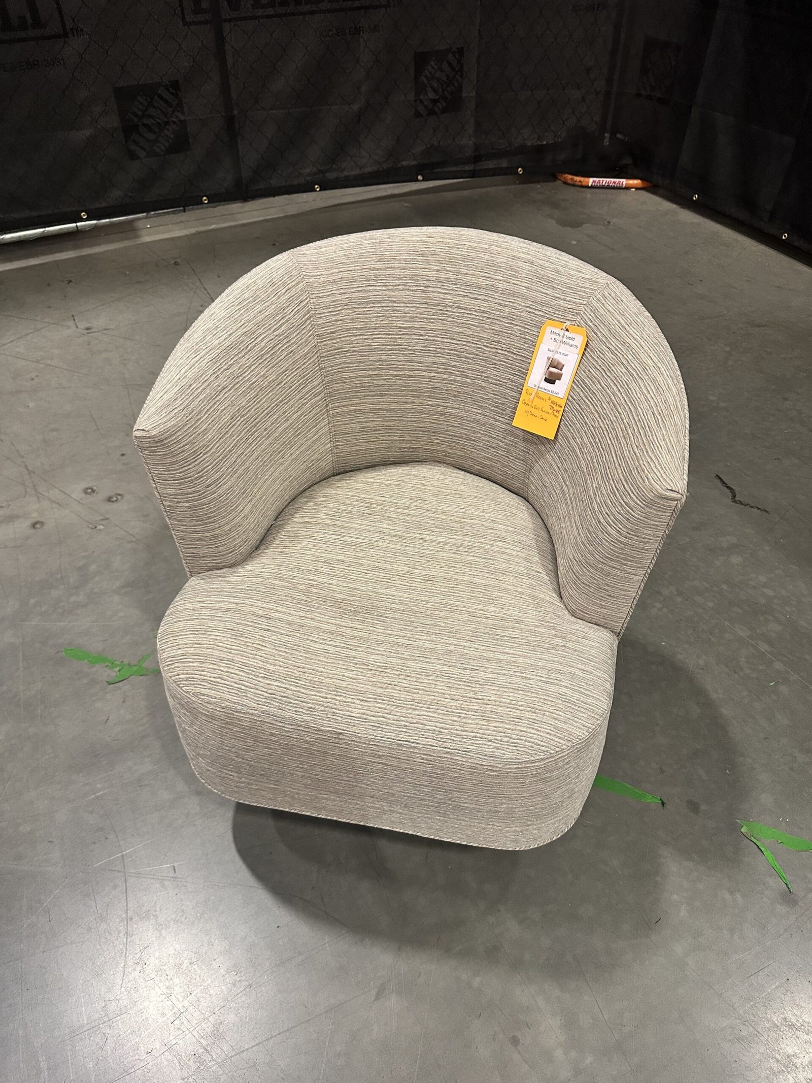 Mitchell Gold Bob Williams Swivel Chair Pallet