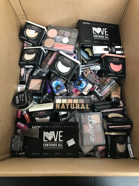 Mix Cosmetic Liquidations Pallet