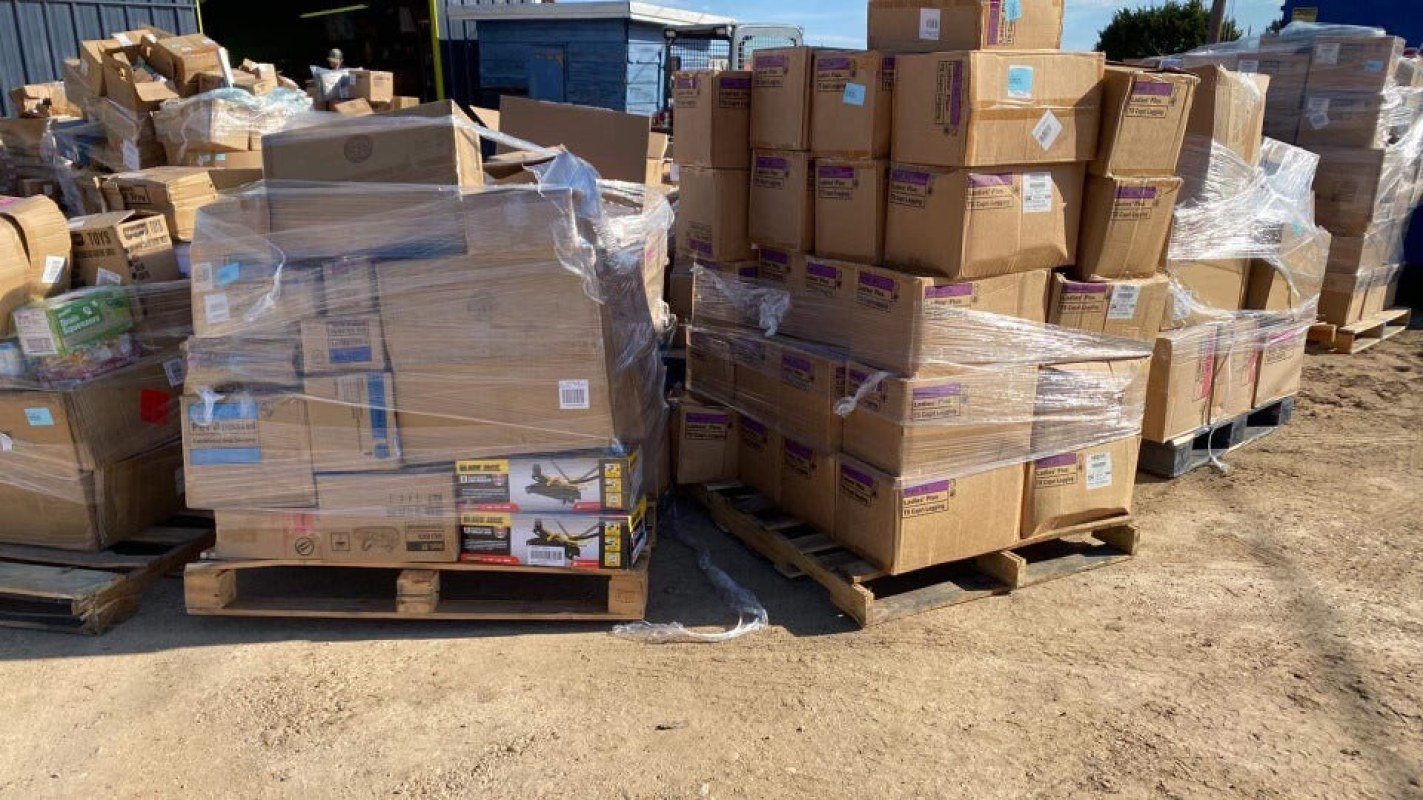 Walmart Overstock Truckload: 24-26 Pallet General Merchandise Load