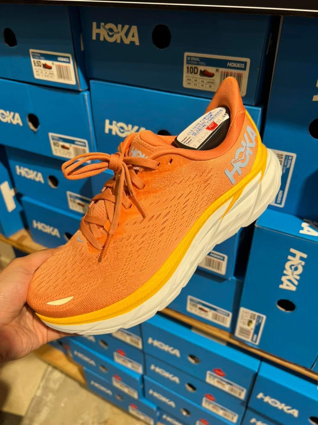 Shop hoka clifton-Pallets