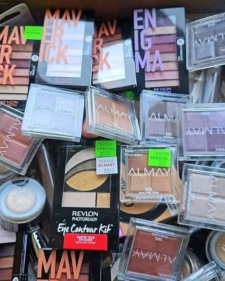 Makeup and cosmetics Pallet