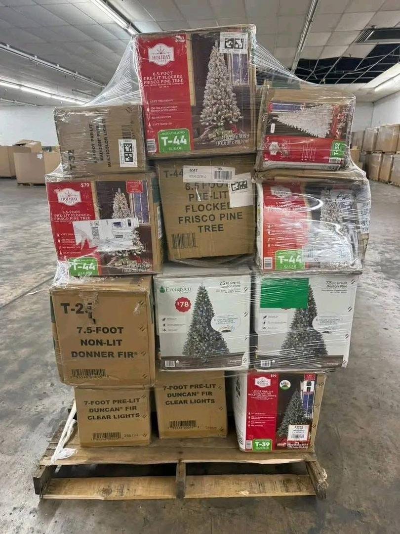 Christmas Pallets