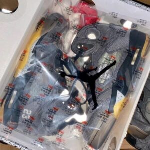 Wholesale AJ5 Pallets: 300 Pairs of Black Wings