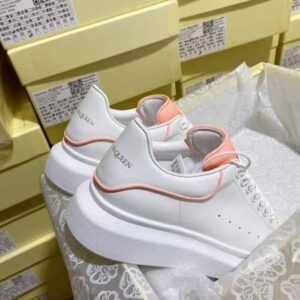 Wholesale Alexander McQueen Shoes Pallet (100 Pairs)
