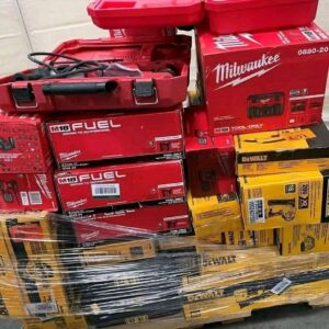 Milwaukee & Dewalt Tool Pallets – 35+ Tools