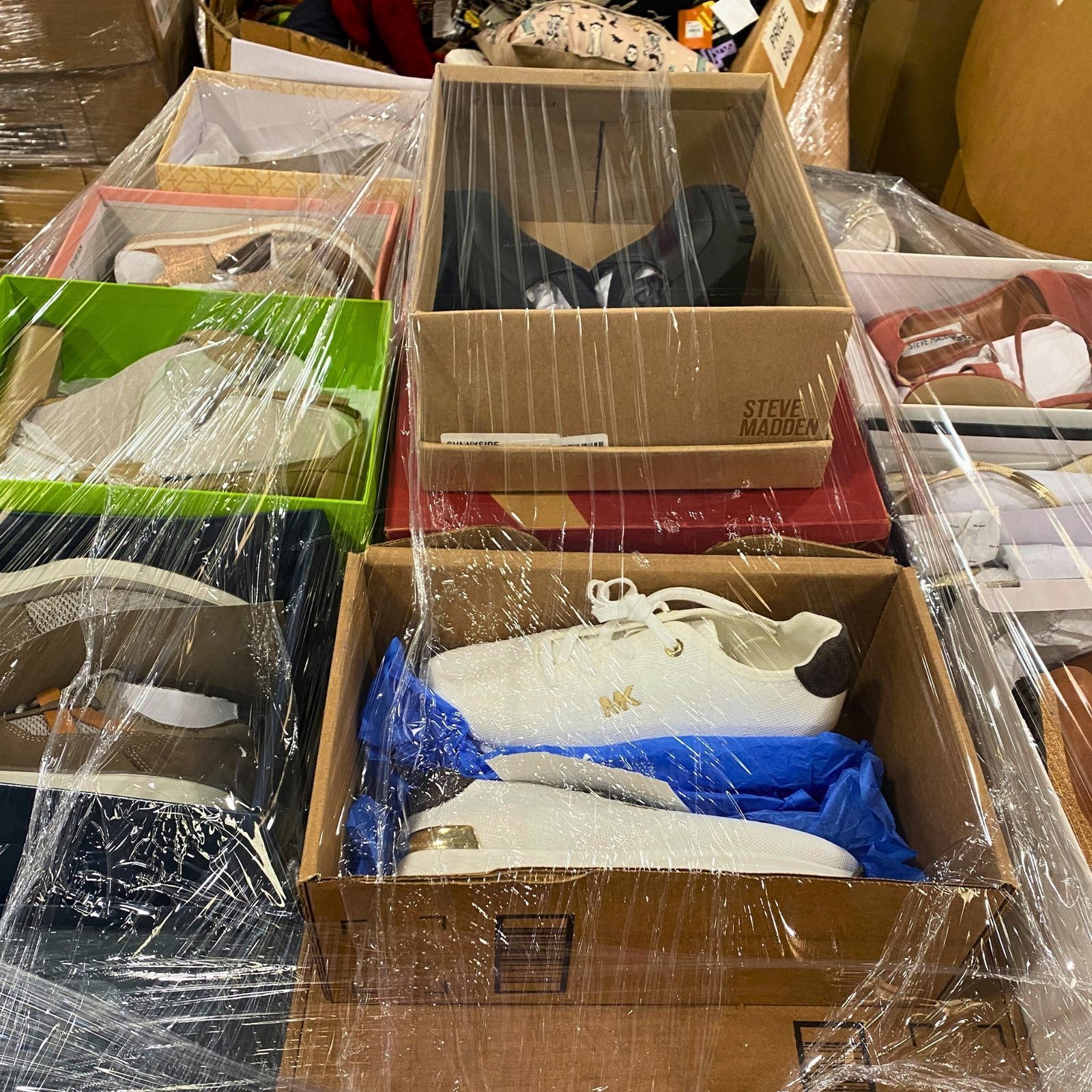 Wholesale Shoe Pallets – 350 Assorted Units