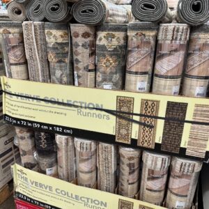 Wholesale Rugs Carpet Pallet: Assorted Area Rugs, Runners & Mats Lot