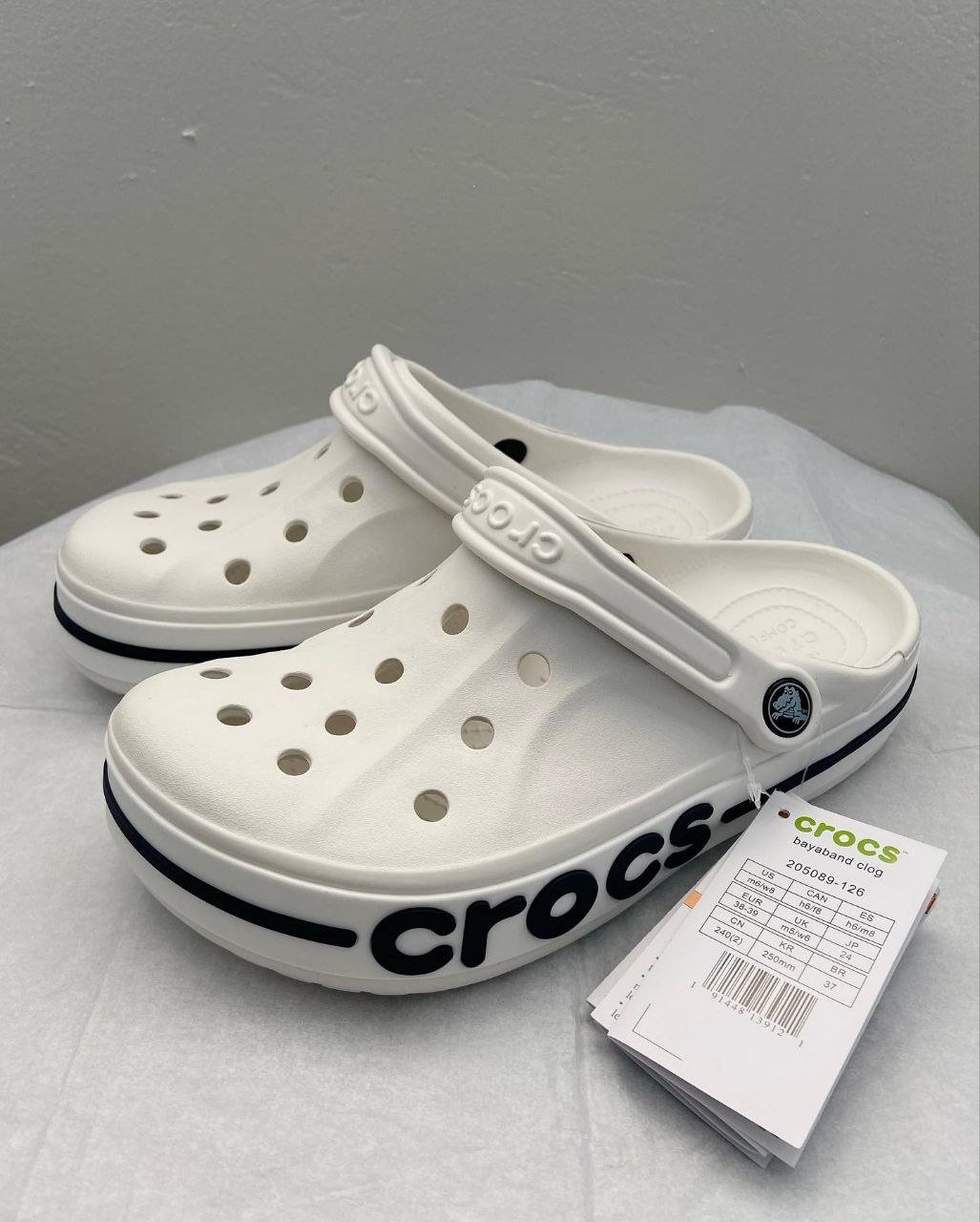 Crocs Liquidation Pallet: 150 Pairs for Resale