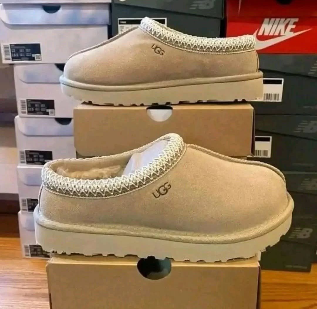 UGG Liquidation Pallets – 100 Pairs of UGG Shoes & Boots
