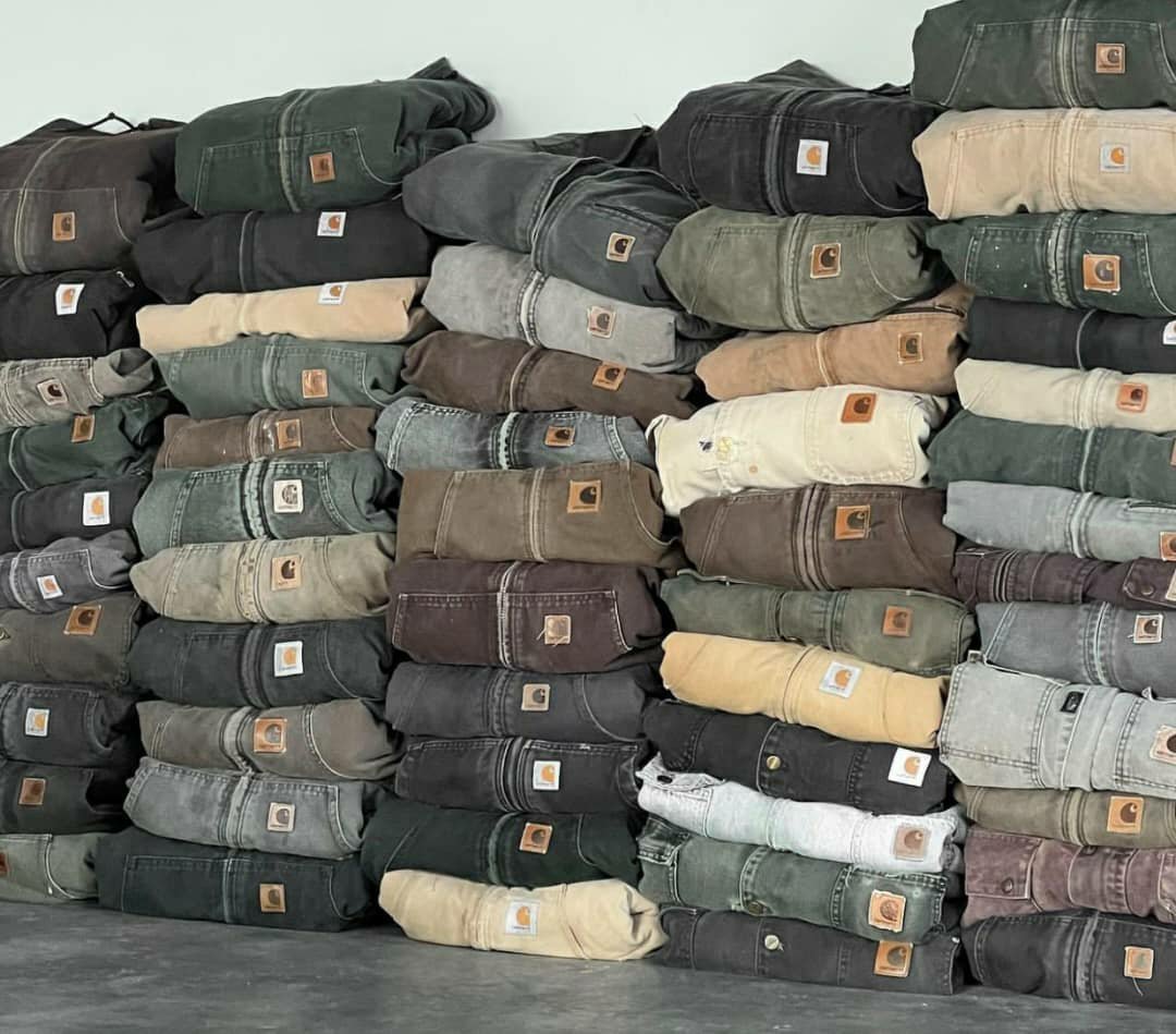 Carhartt Clothing Liquidation Pallet: Mixed Workwear Resale Lot