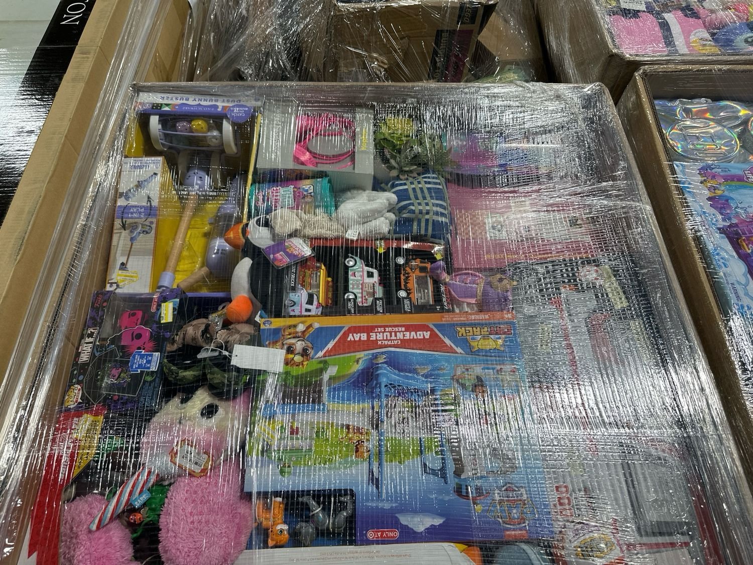 General Merchandise Liquidation Pallet: Bulk Mixed Resale Load